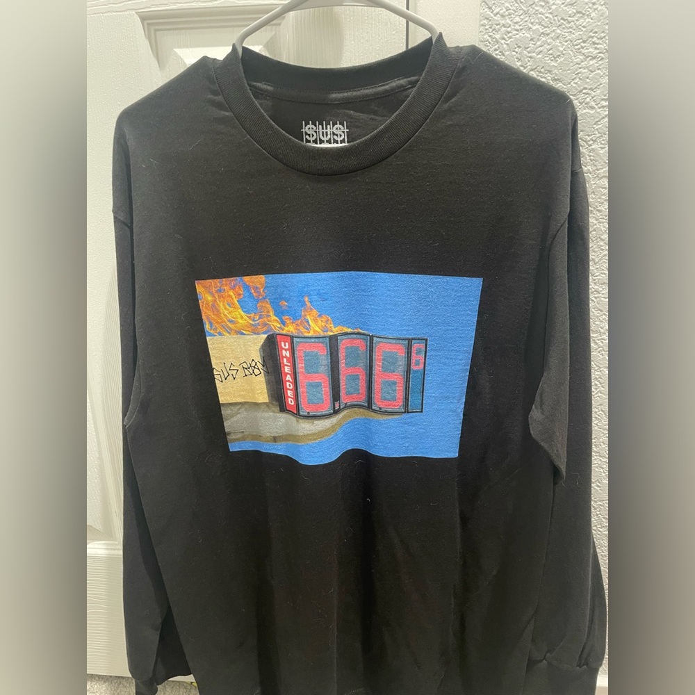 SUS Boy never been worn unleaded long sleeve